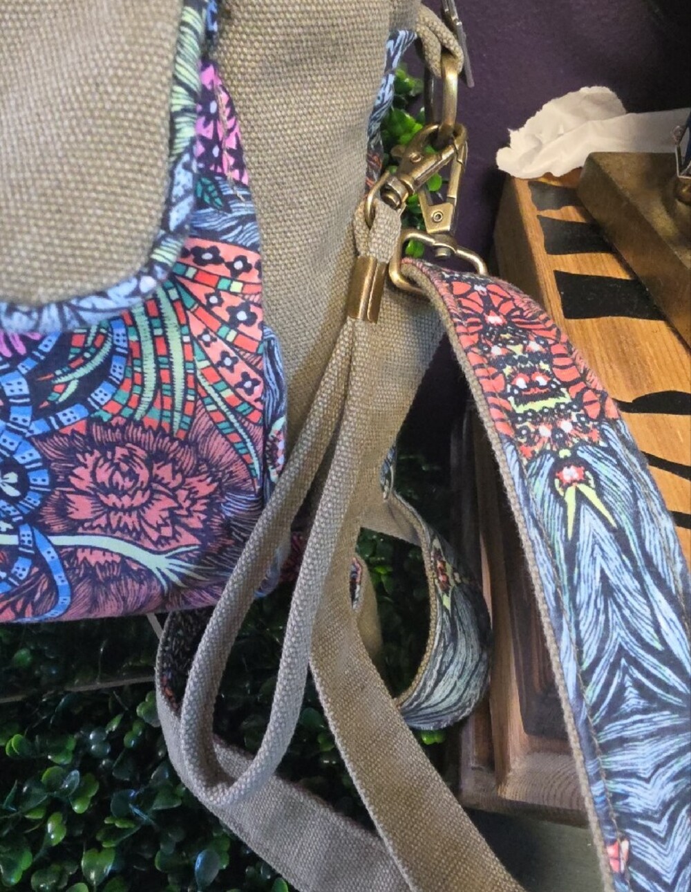 Black Butterfly Brand Neon Floral Canvas Satchel Bag With Removeable Crossbody - Picture 7 of 12